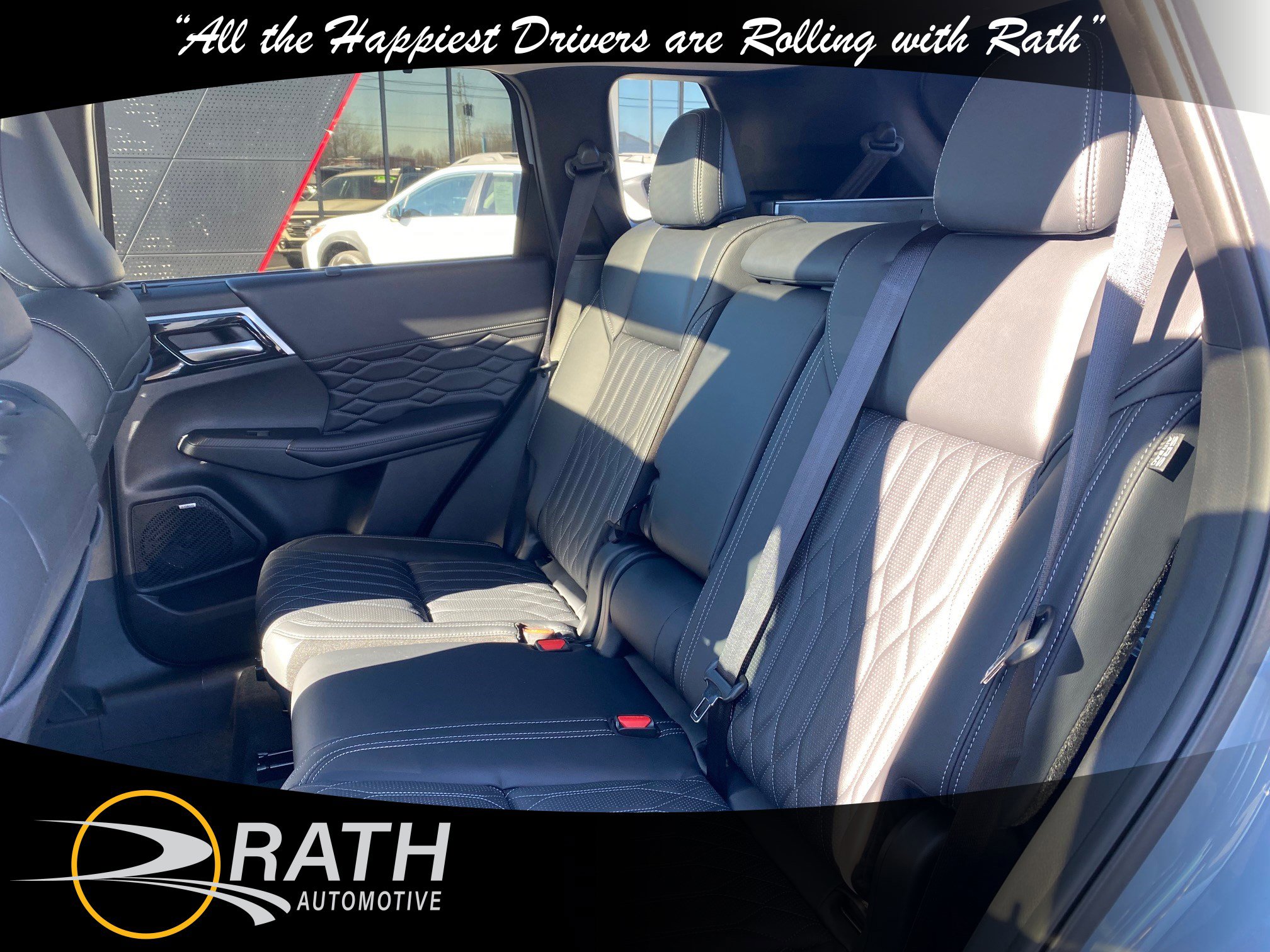 New 2025 Mitsubishi Outlander SEL image 20