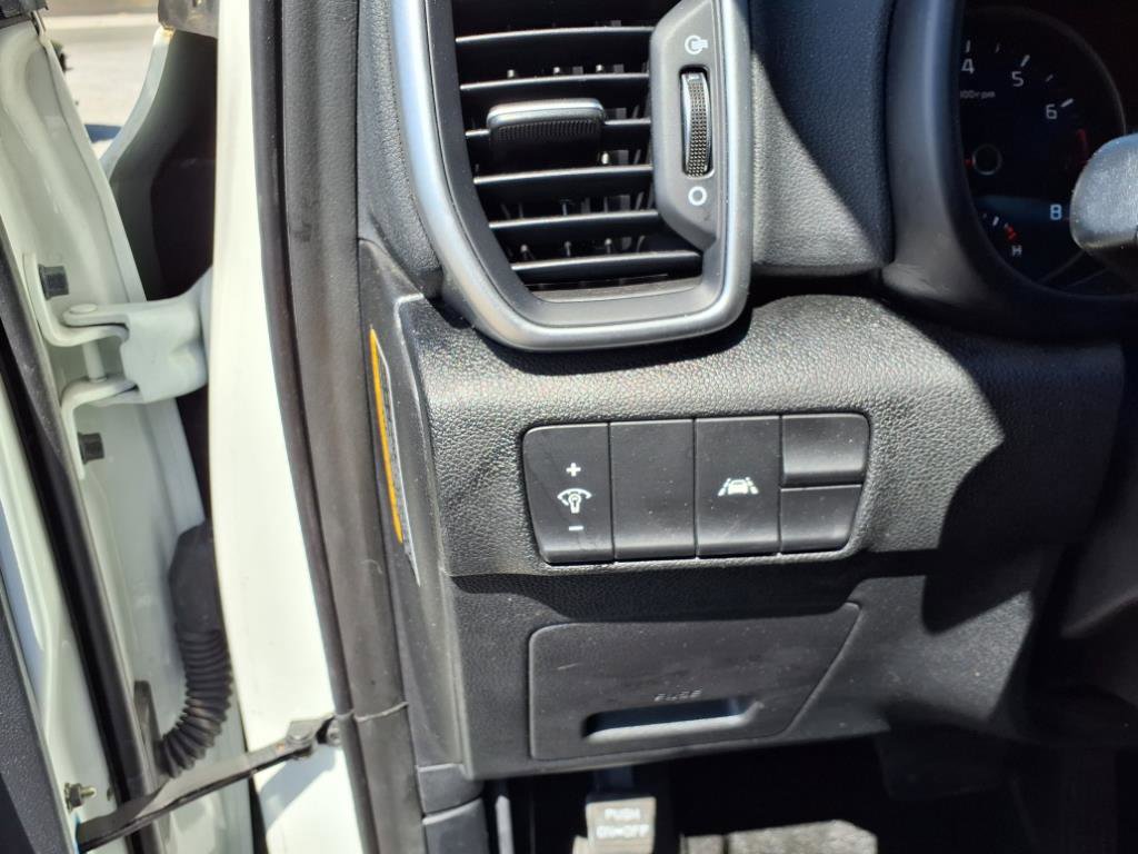 Used 2021 Kia Sportage LX image 19