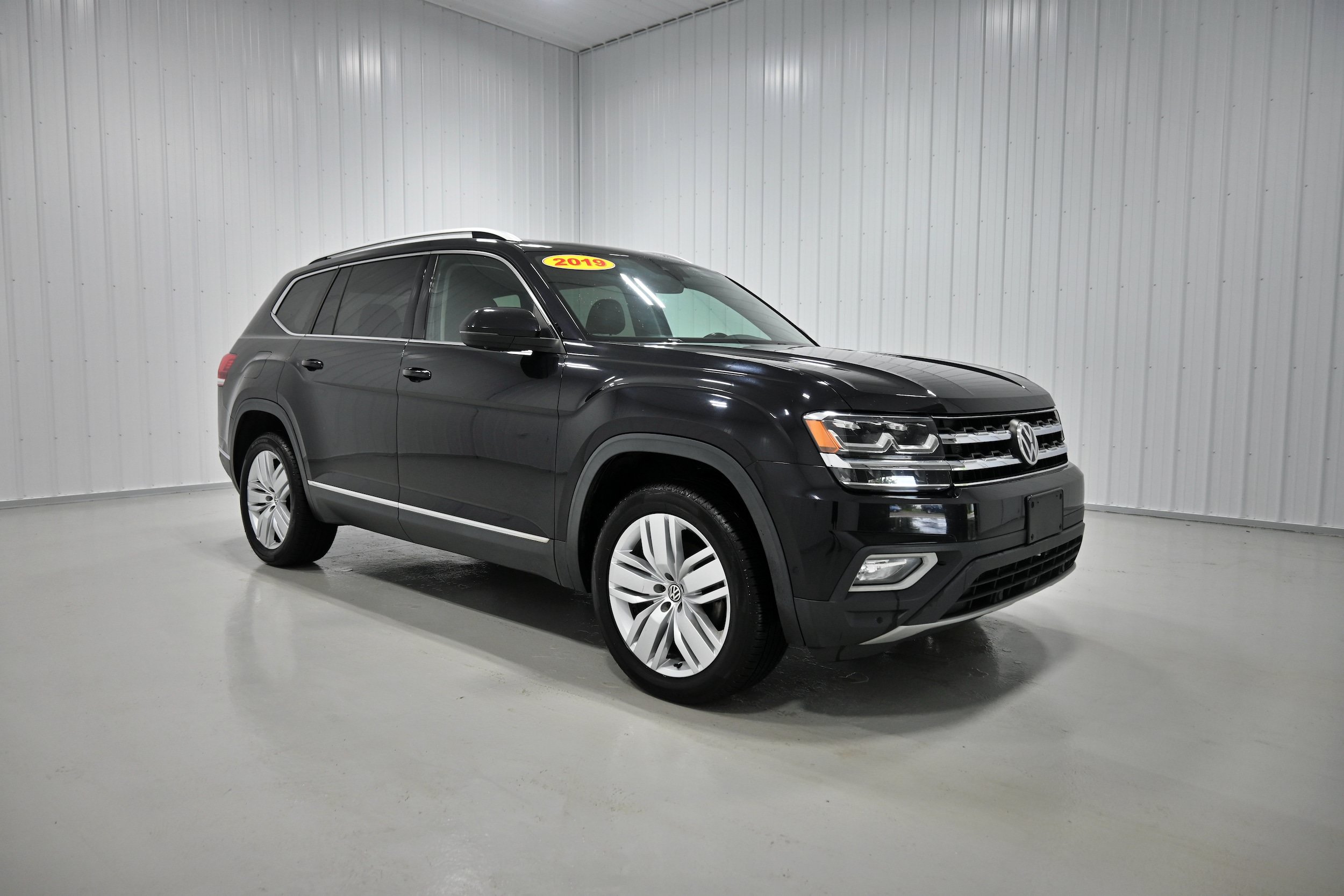 Used 2019 Volkswagen Atlas SEL Premium AWD/4WD image 3