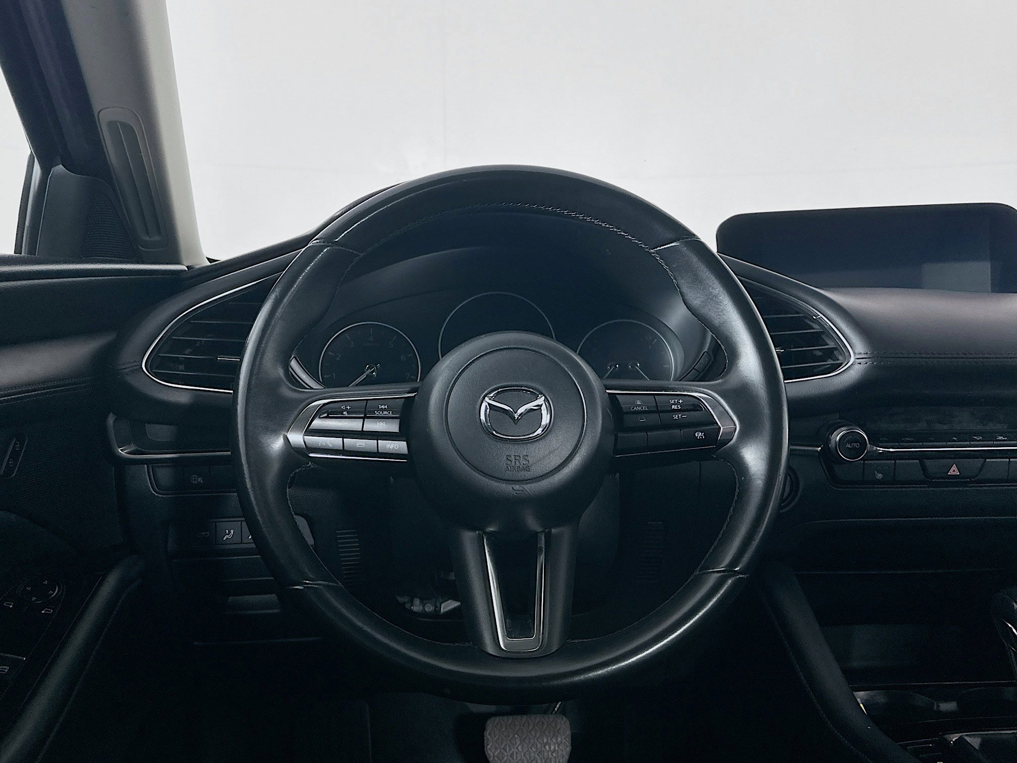 Used 2025 MAZDA MAZDA3 s image 18