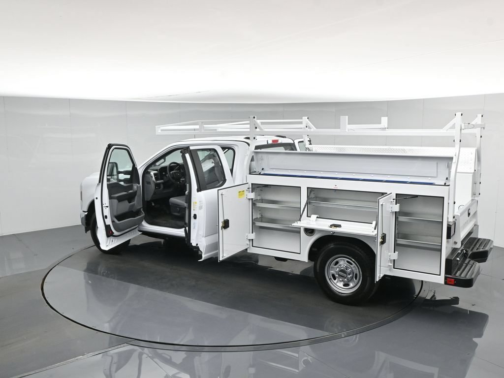 New 2026 Ford F250 XL w/ XL Chrome Package RWD image 72