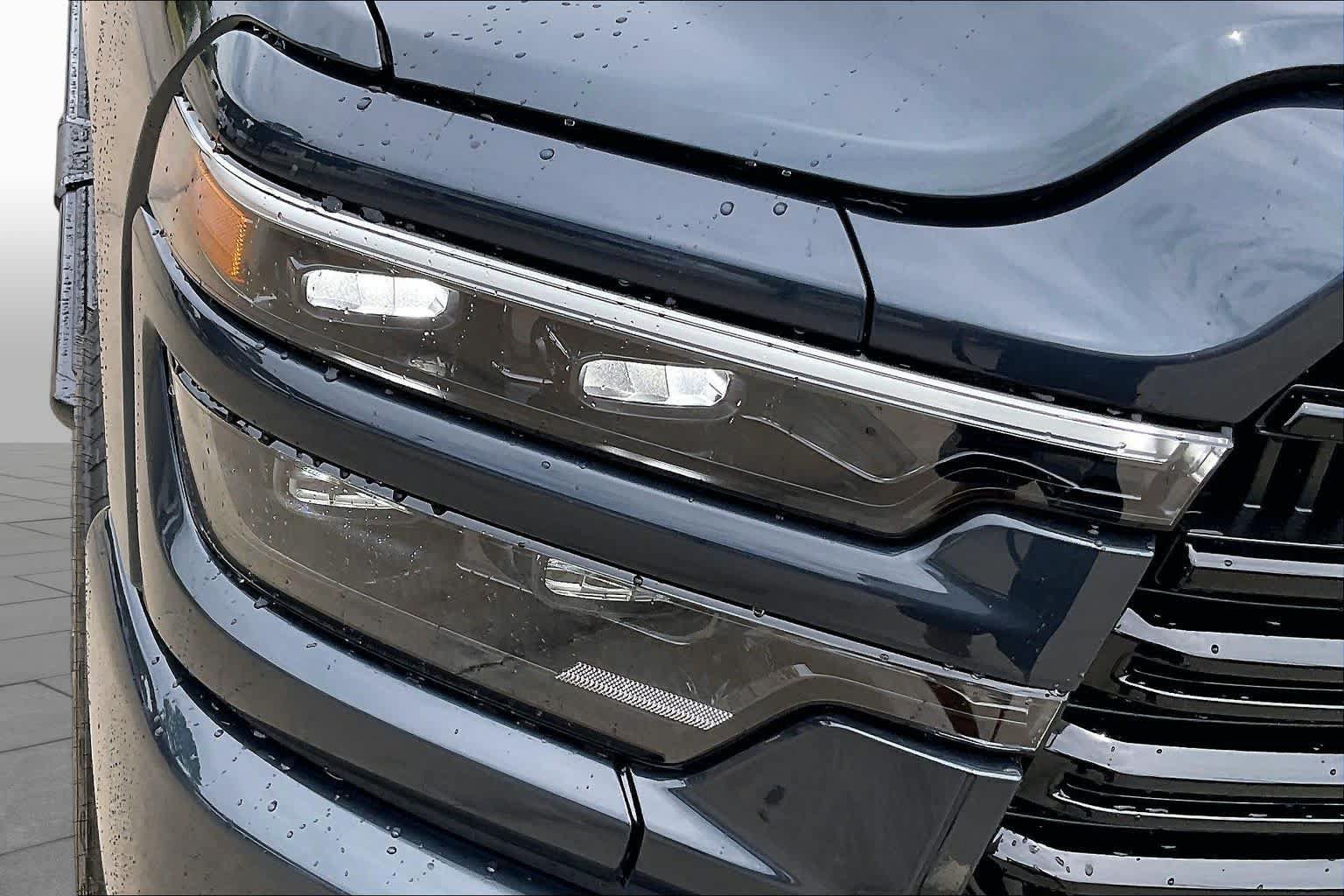 New 2027 RAM 2500 Laramie AWD/4WD image 13