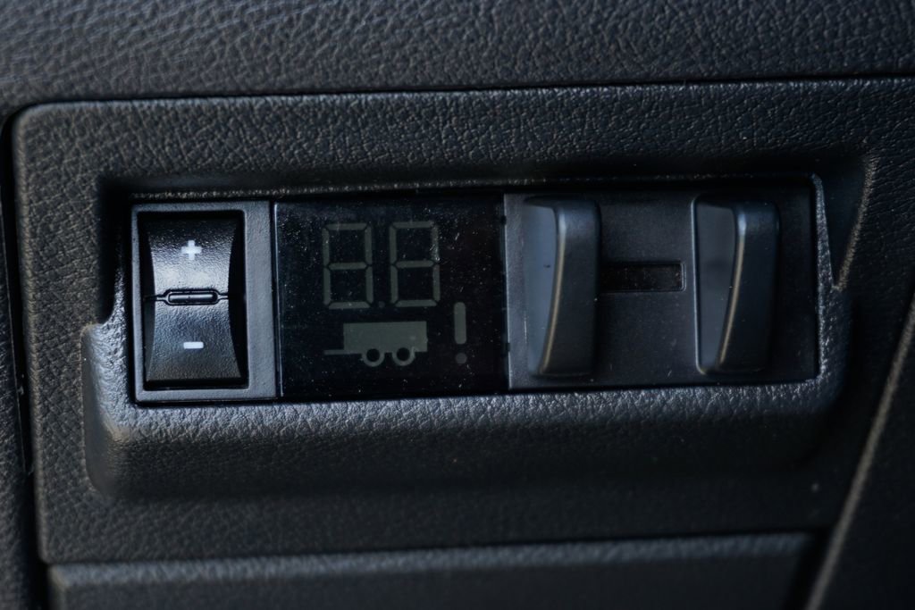 Used 2012 RAM 2500 SLT image 20