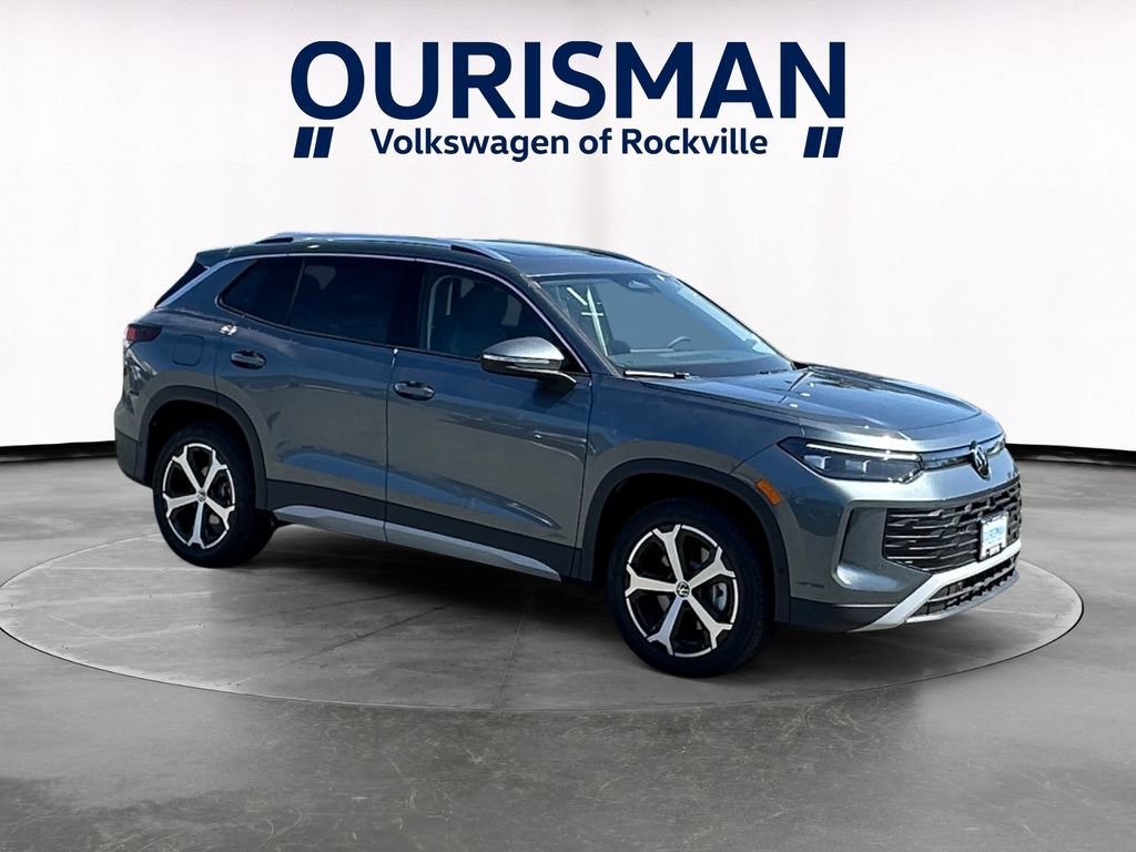 New 2026 Volkswagen Tiguan SE