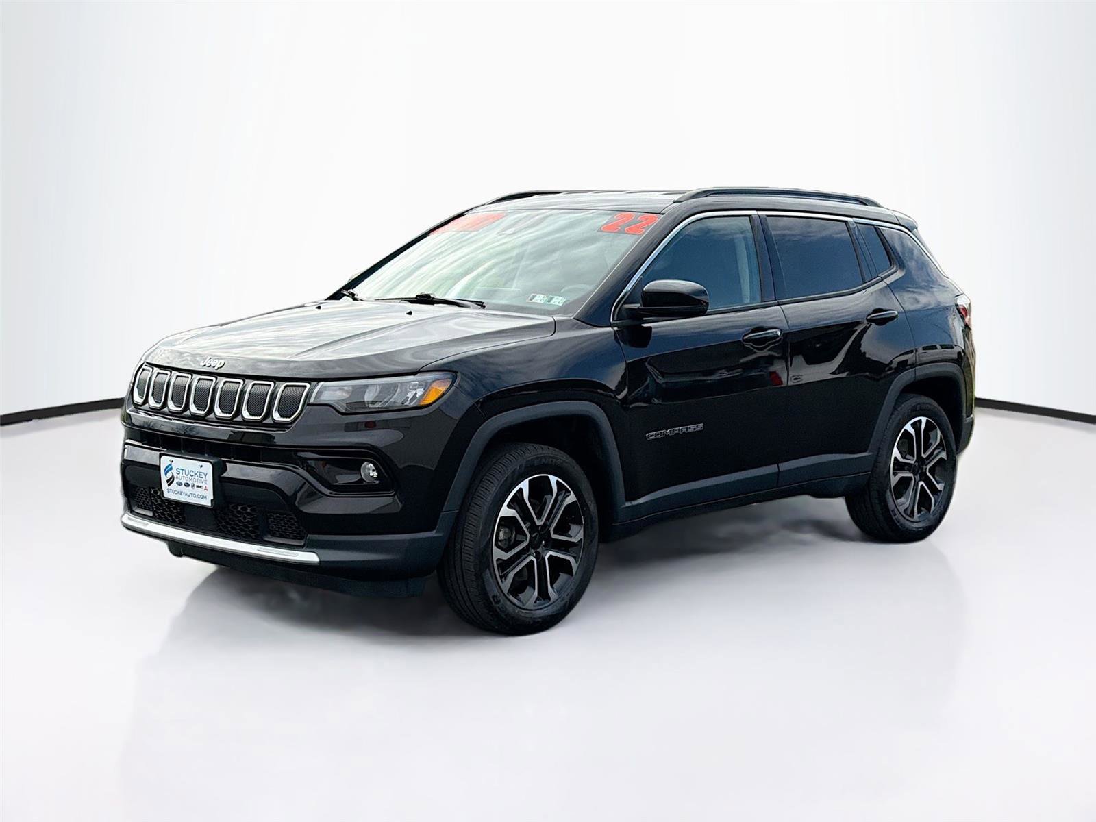 Used 2022 Jeep Compass Limited AWD/4WD image 3