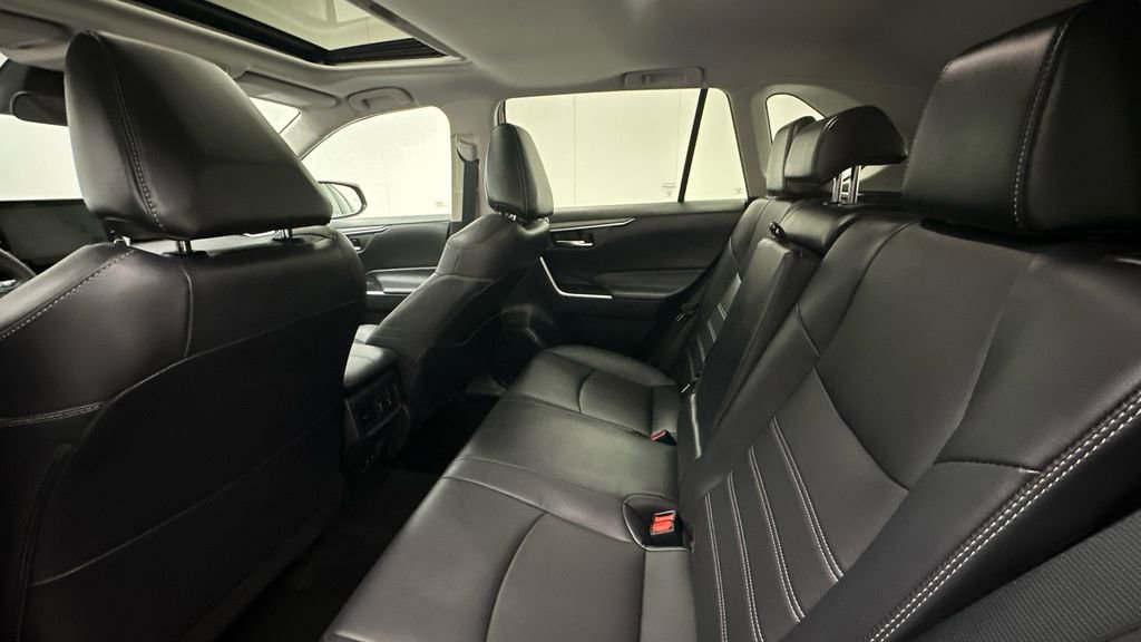 Certified 2022 Toyota RAV4 XLE Premium image 10