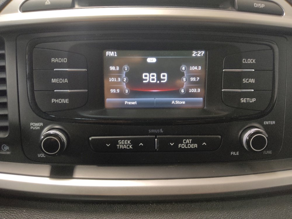 Used 2018 Kia Sorento L image 25