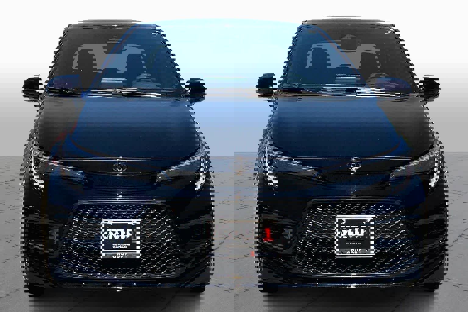 Used 2025 Toyota Corolla SE image 4