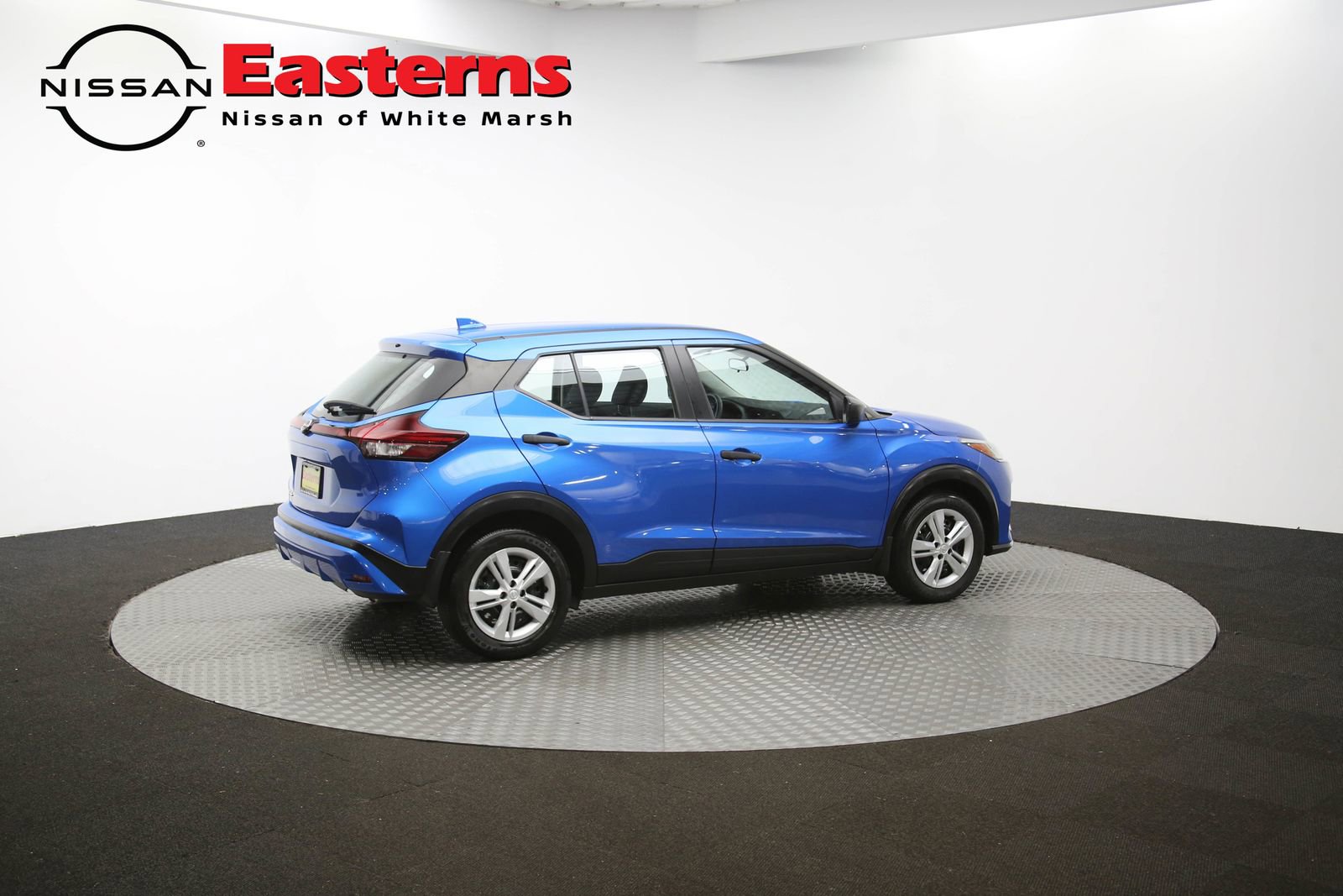 Used 2024 Nissan Kicks S image 74