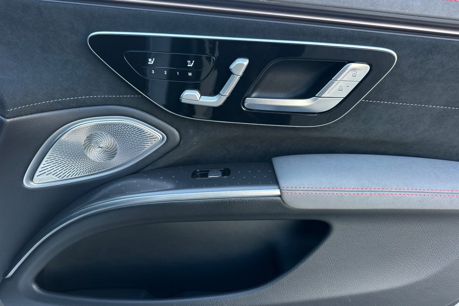 Certified 2022 Mercedes-Benz EQS 450+ 450 image 32