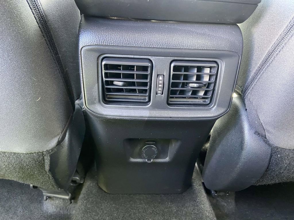 Used 2023 Toyota RAV4 LE image 18