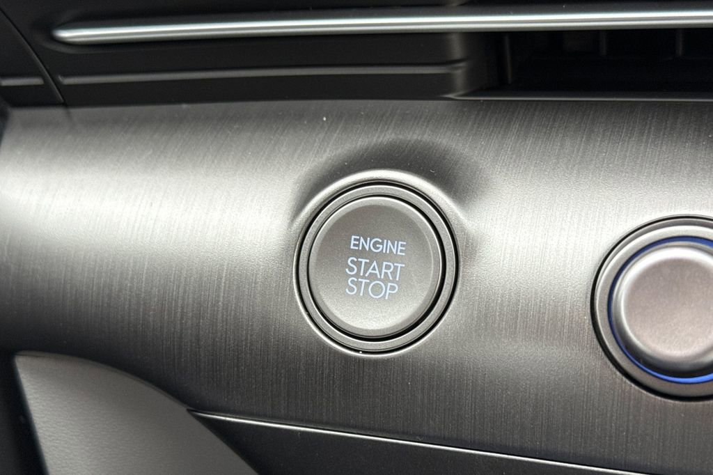 New 2026 Hyundai Kona SEL Premium image 19