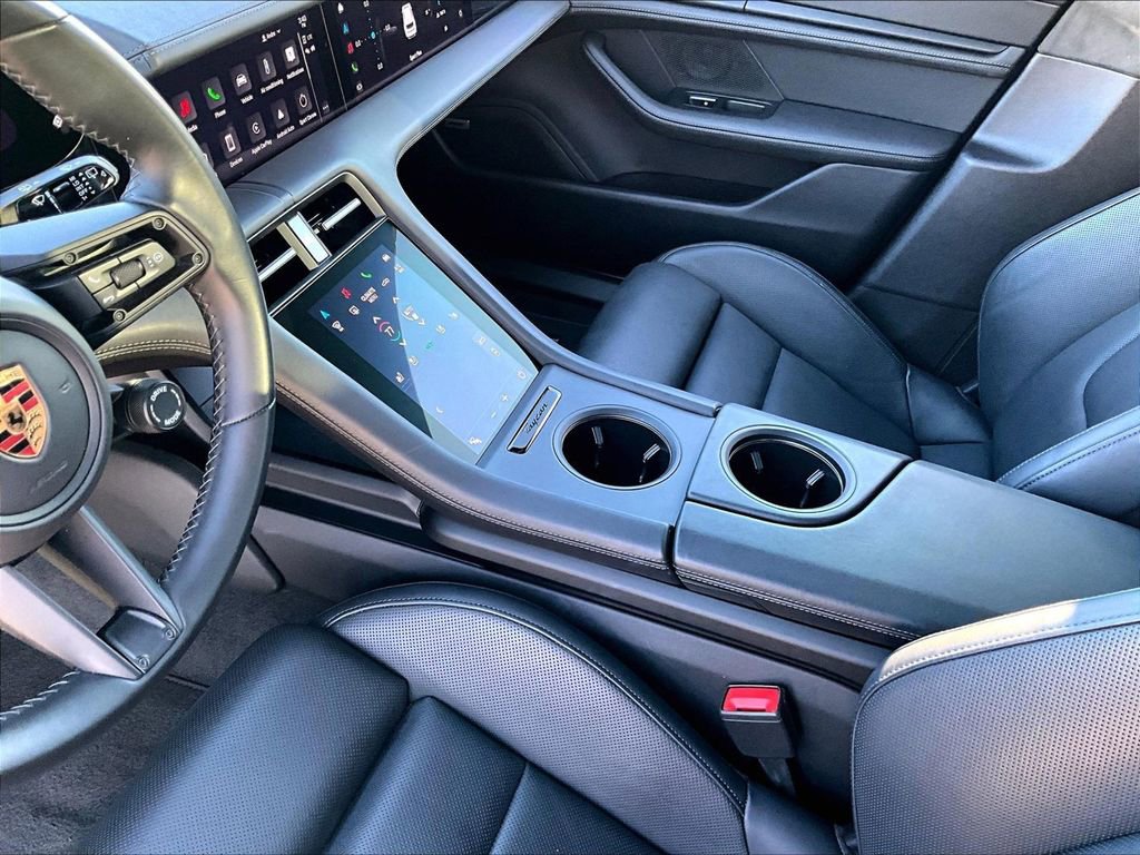 Certified 2024 Porsche Taycan GTS image 17