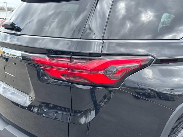 Used 2023 Chevrolet Traverse LT image 12