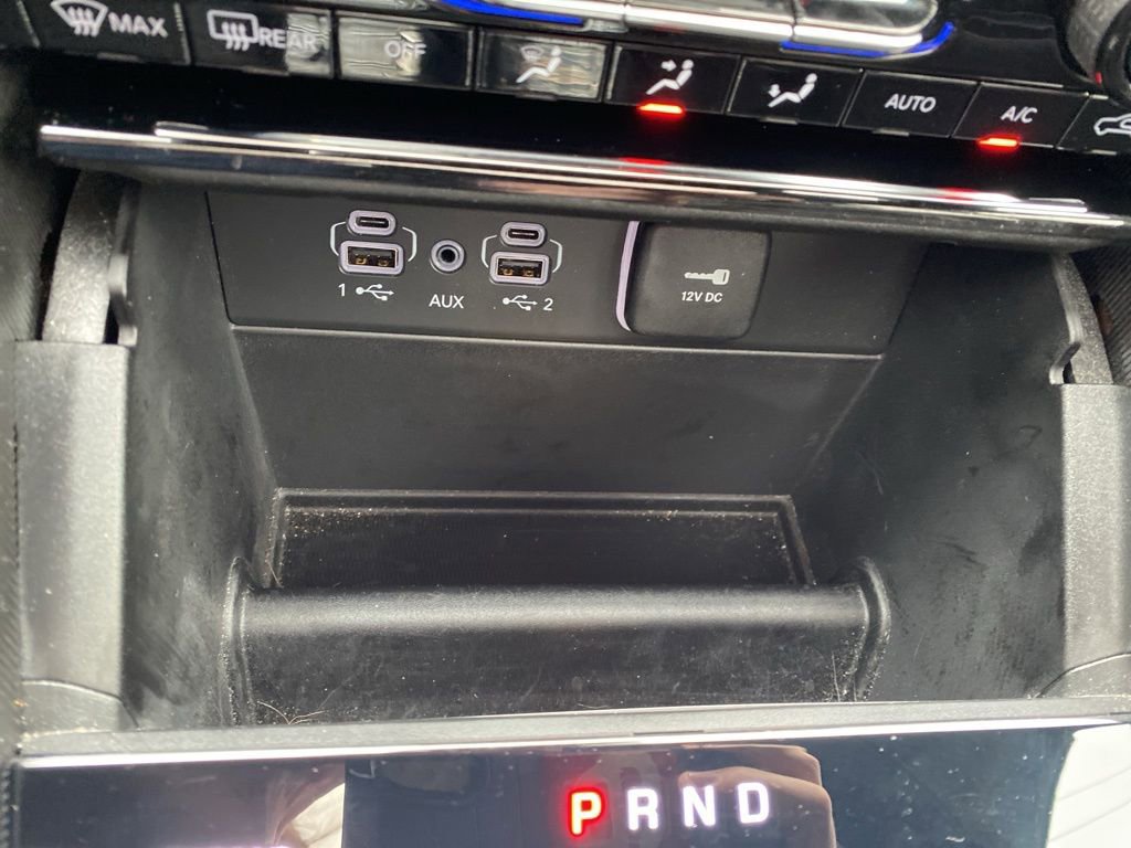 Used 2024 Jeep Grand Cherokee Limited AWD/4WD image 29