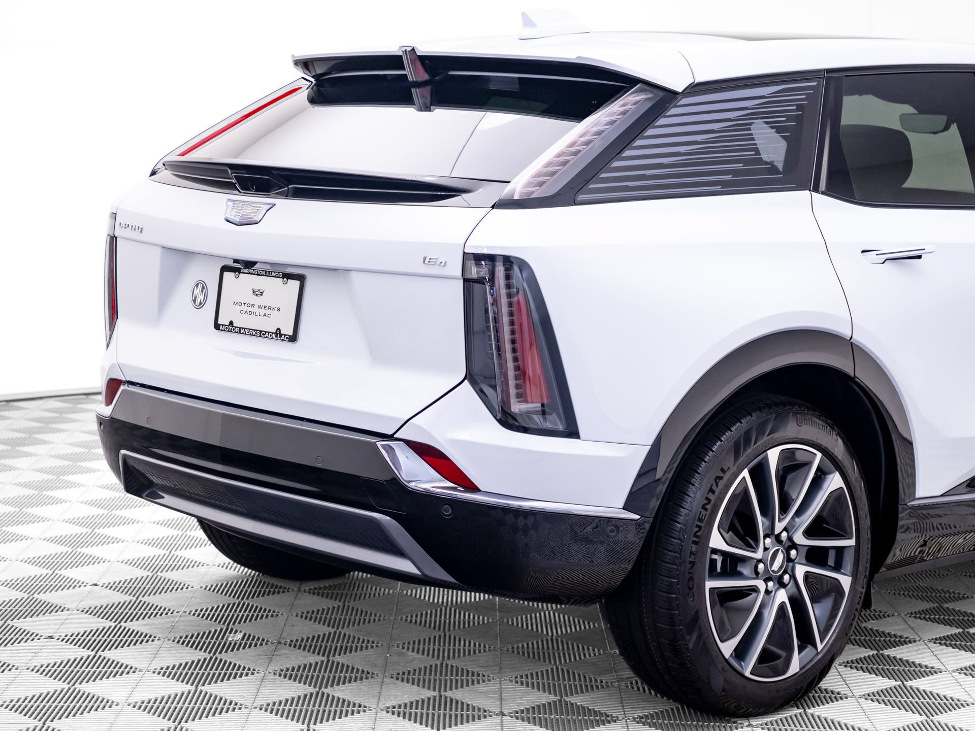 New 2027 Cadillac Optiq Sport w/ LPO, Floor Liner Package AWD/4WD image 33