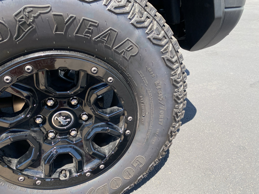 New 2026 Ford Bronco Badlands AWD/4WD image 3
