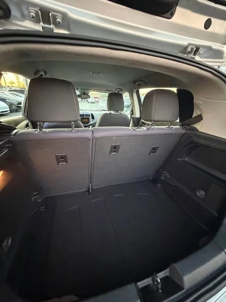 Used 2013 Chevrolet Sonic LT image 5