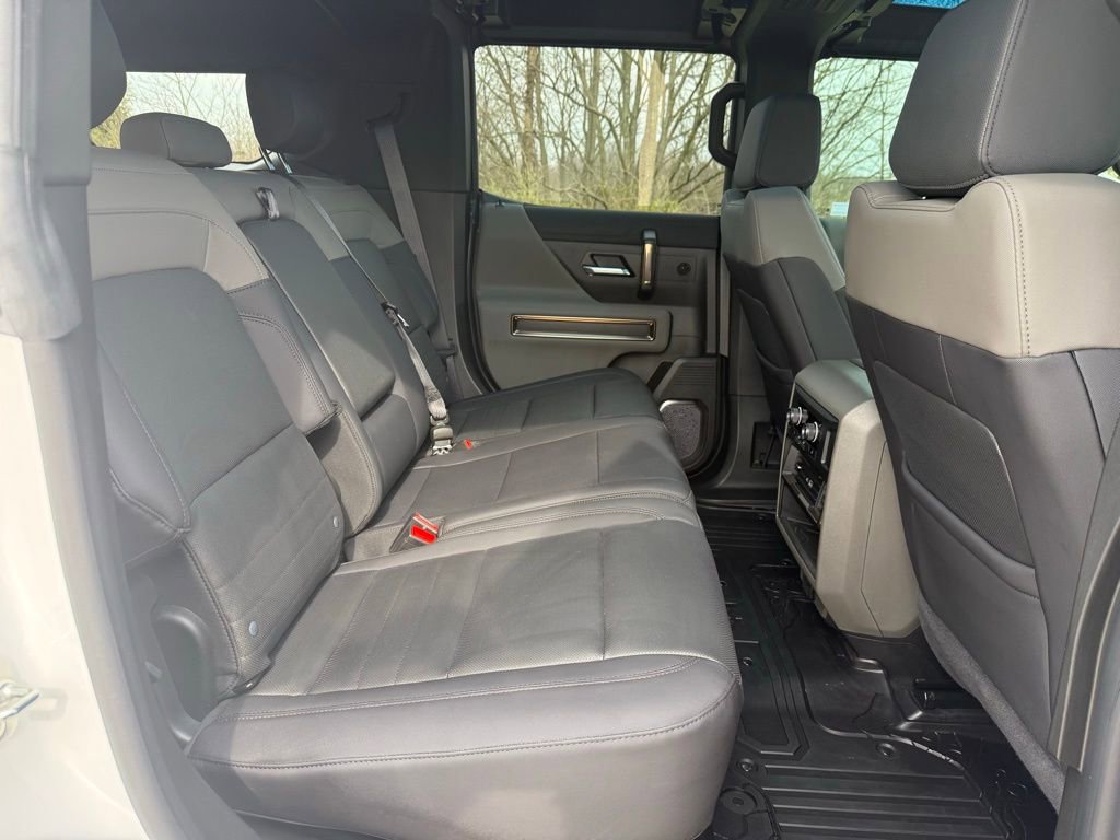 Used 2025 GMC Hummer EV 3X image 19
