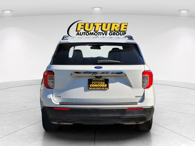 Used 2020 Ford Explorer XLT image 5