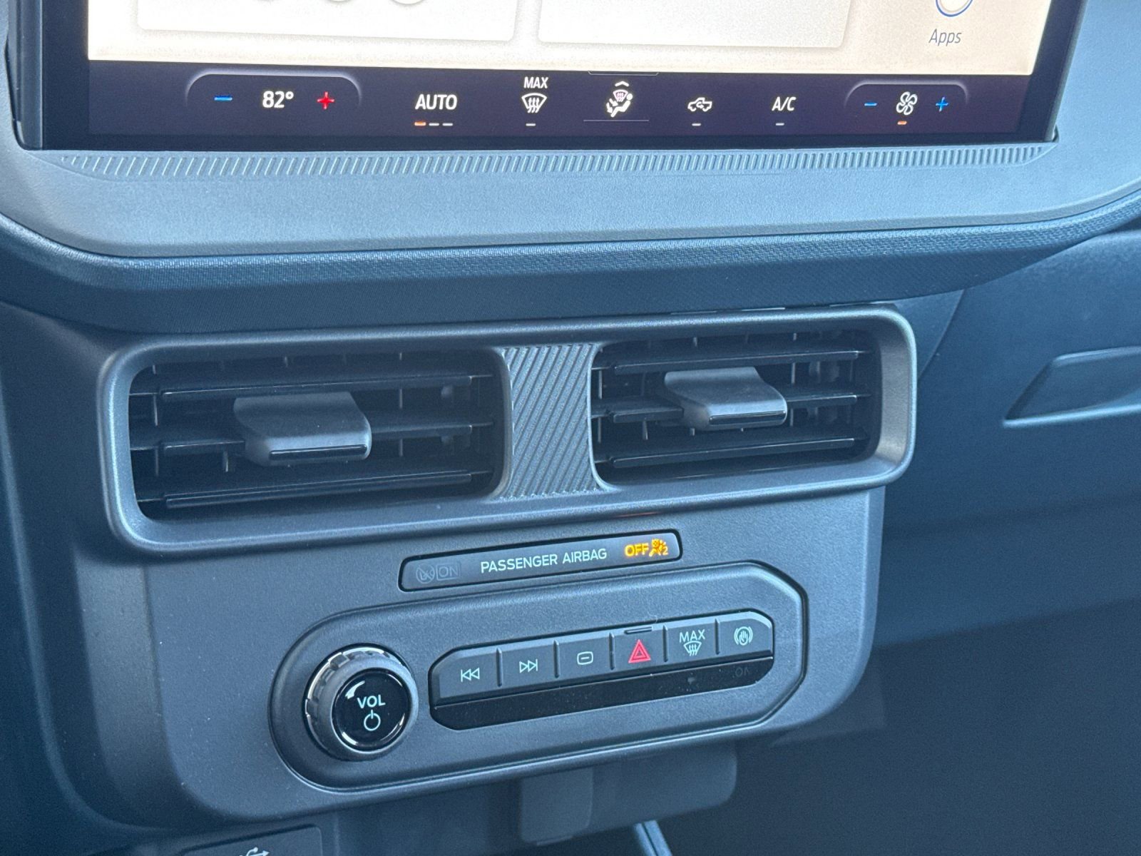 New 2026 Ford Maverick XL image 20