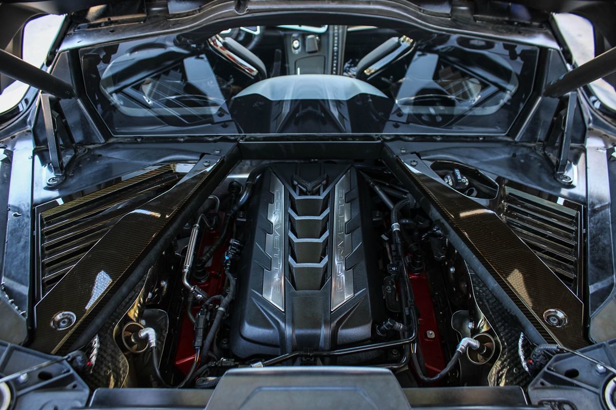 Used 2021 Chevrolet Corvette Stingray Premium Cpe w/ Z51 Performance Package RWD image 13