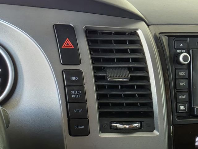 Used 2016 Toyota Sequoia Platinum RWD image 34