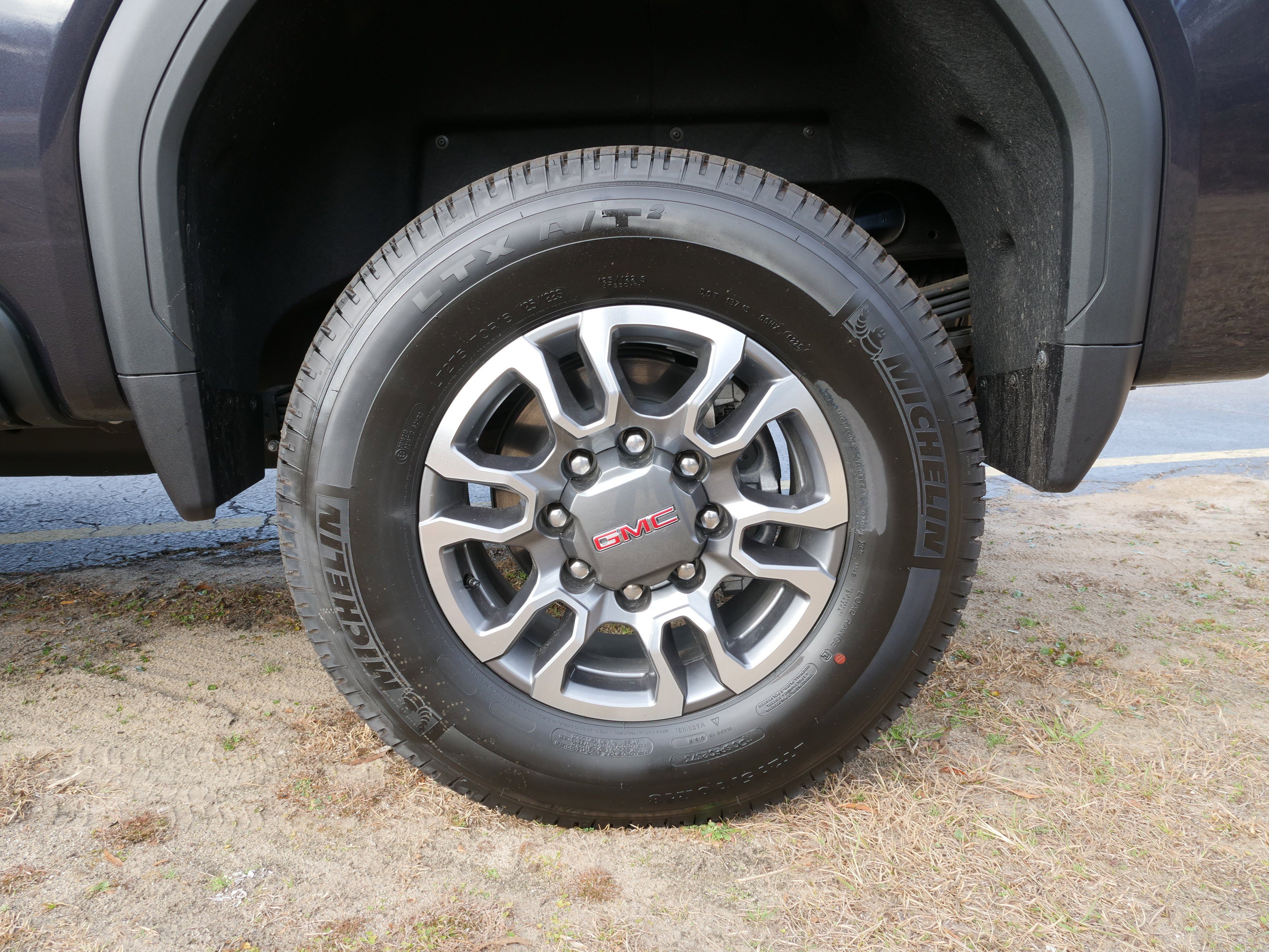 New 2025 GMC Sierra 2500 SLT w/ SLT Convenience Package image 13