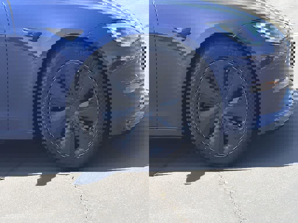 Used 2023 Tesla Model S image 42