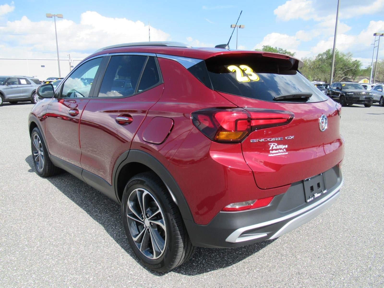 Used 2023 Buick Encore GX Select w/ Safety Package II FWD image 5