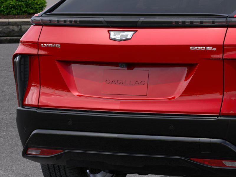 New 2025 Cadillac Lyriq Sport w/ LPO, Floor Liner Package AWD/4WD image 14
