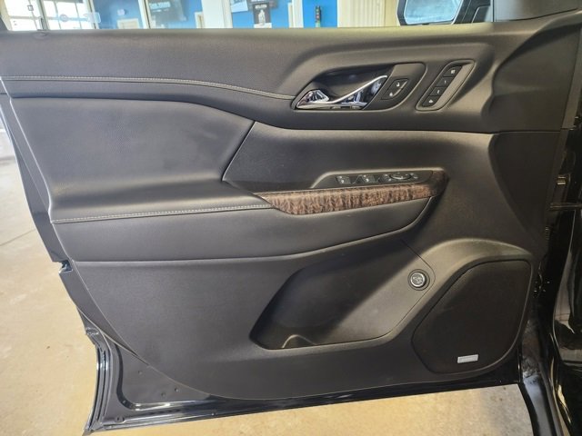 Certified 2023 GMC Acadia Denali w/ Denali Ultimate Package image 10