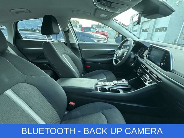 Used 2023 Hyundai Sonata SE FWD image 2
