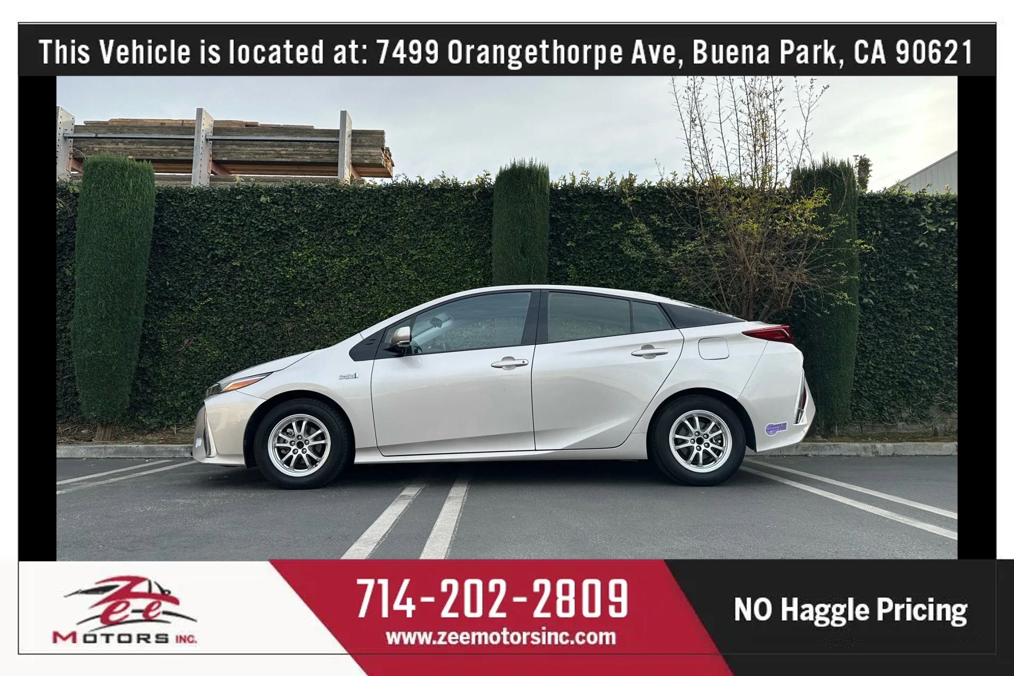Used 2019 Toyota Prius Prime Plus w/ Carpet Mat Package FWD image 11