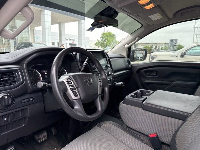 Used 2021 Nissan Titan S w/ S Utility Package image 5