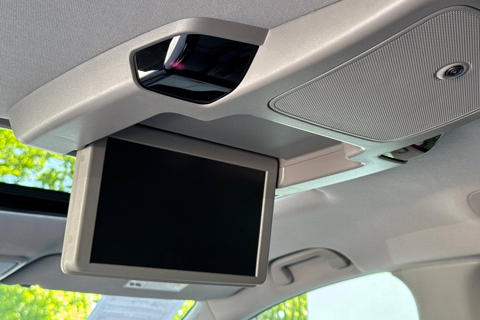 Certified 2024 Honda Odyssey Elite image 33
