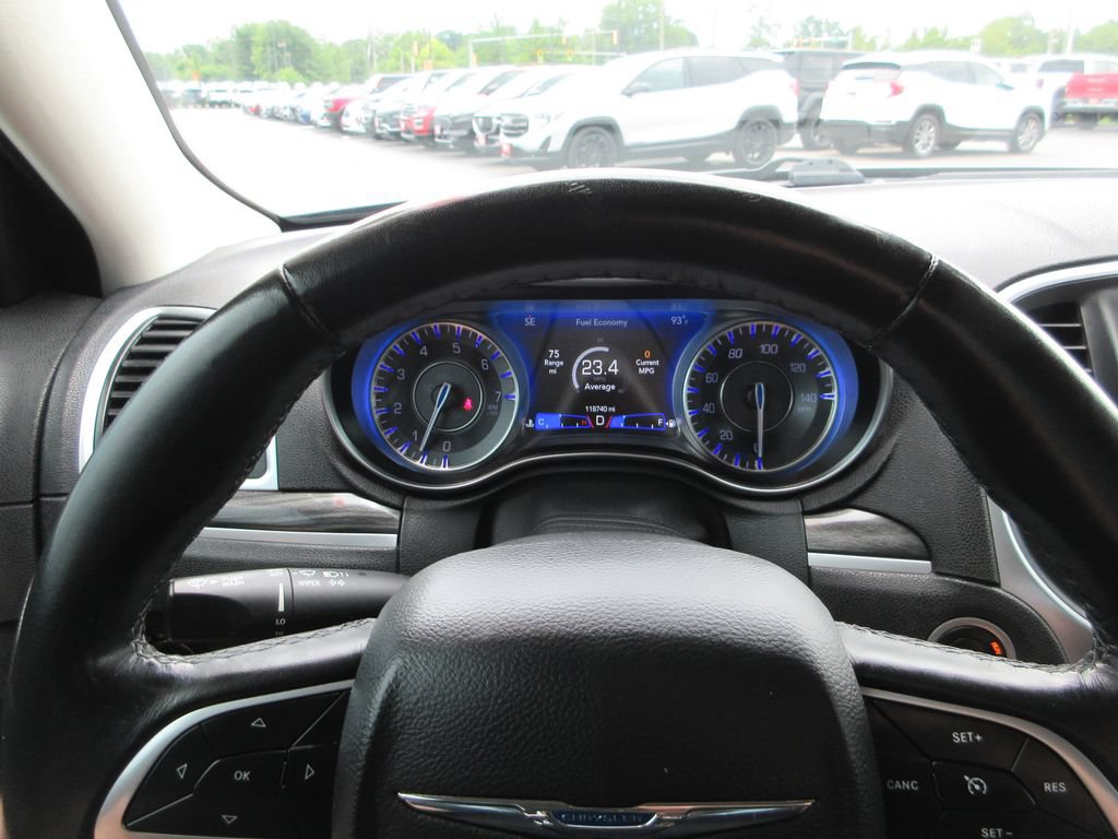 Used 2020 Chrysler 300 Touring w/ Sport Appearance Package RWD image 23