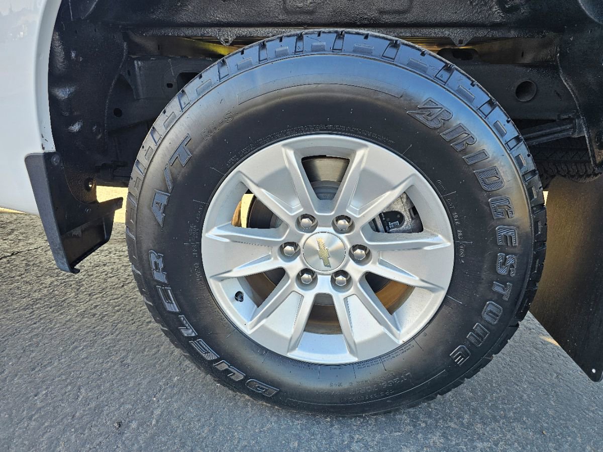 Used 2020 Chevrolet Silverado 1500 LT w/ Remote Start Package image 21