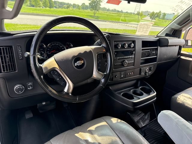 Used 2018 Chevrolet Express 3500 Extended w/ Driver Convenience Package RWD image 14