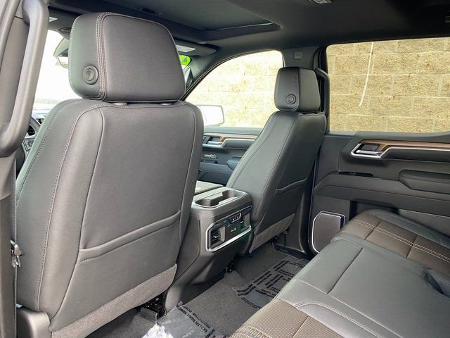 New 2026 Chevrolet Silverado 1500 High Country w/ Technology Package image 11