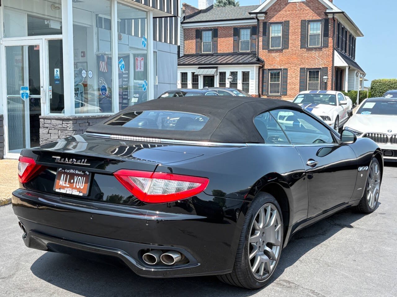 Used 2012 Maserati GranTurismo Convertible RWD image 11