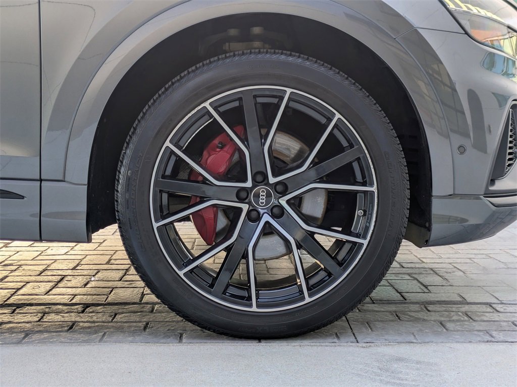 Used 2023 Audi Q8 Premium Plus image 11