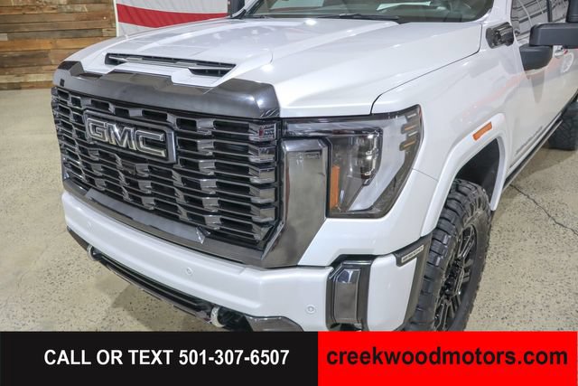 Used 2024 GMC Sierra 2500 Denali Ultimate AWD/4WD image 9