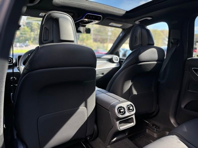 Used 2026 Mercedes-Benz GLC 300 4MATIC image 24