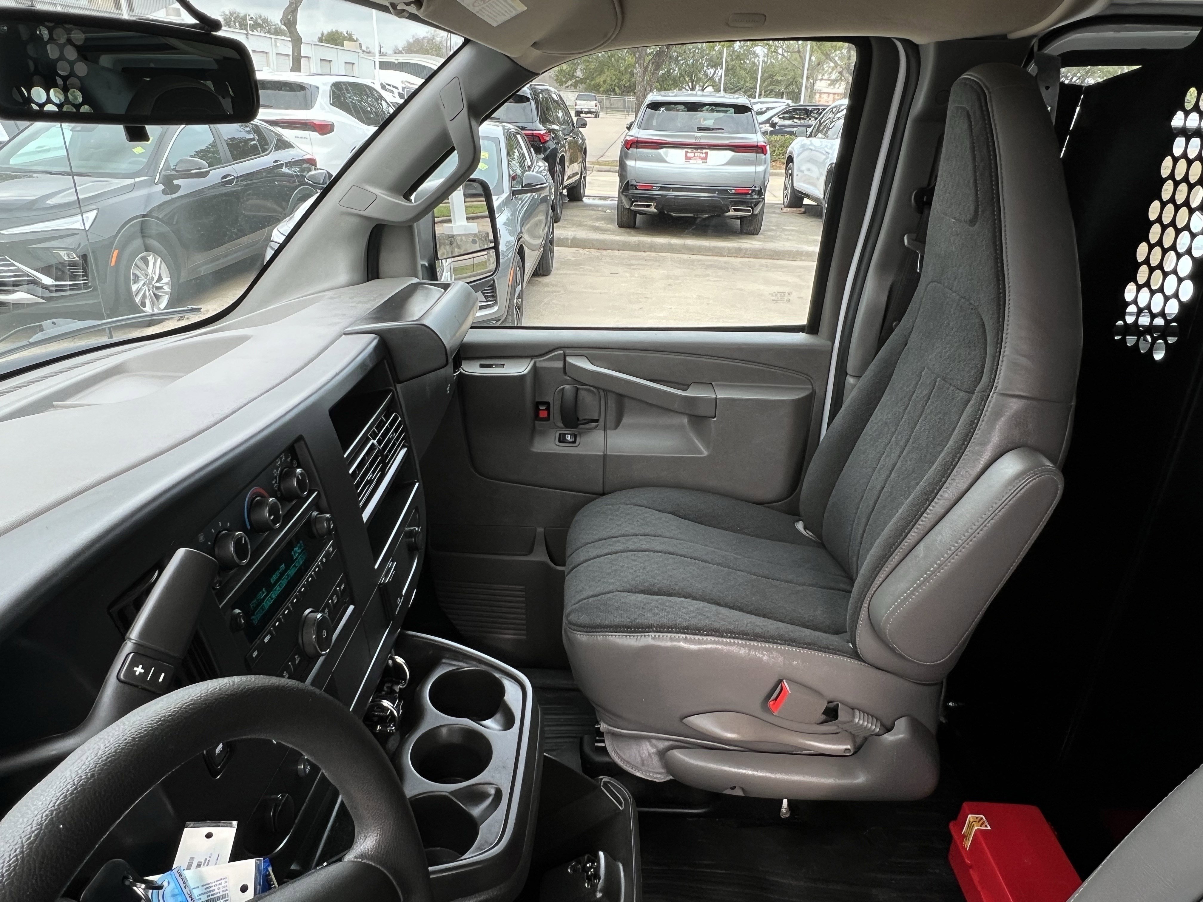 Used 2024 GMC Savana 2500 w/ Driver Convenience Package image 11