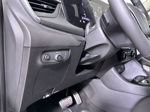 New 2026 Buick Encore GX Sport Touring w/ Advanced Technology Package FWD image 27