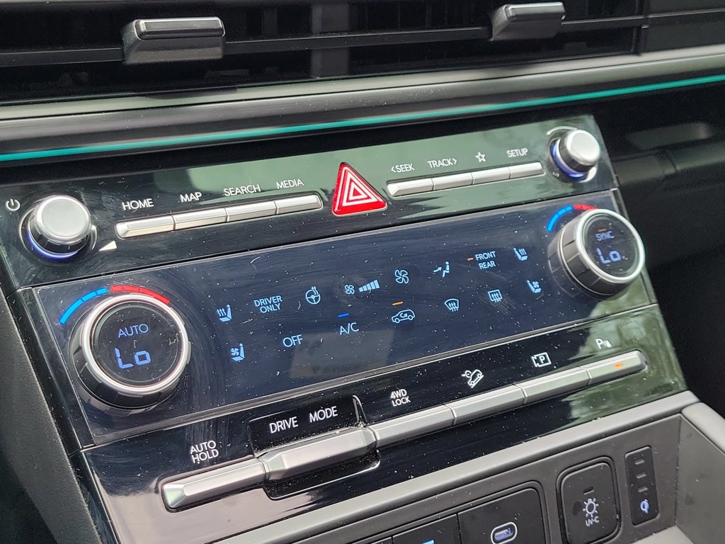 Used 2025 Hyundai Santa Fe Calligraphy AWD/4WD image 13
