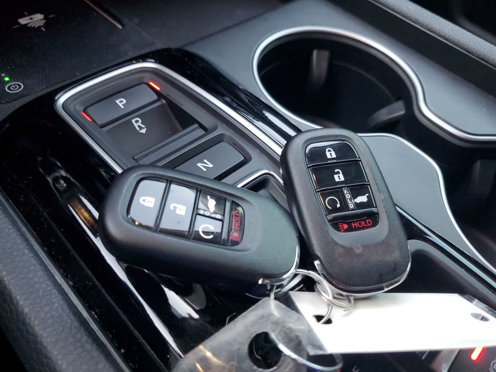Used 2025 Honda Pilot Touring image 27