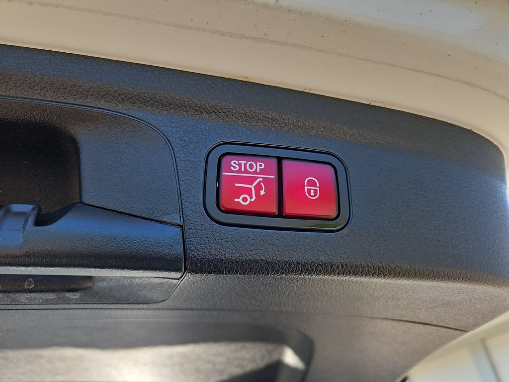 Used 2021 Mercedes-Benz GLE 450 4MATIC w/ Premium Package image 25