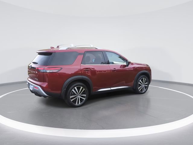 Used 2023 Nissan Pathfinder Platinum AWD/4WD image 8